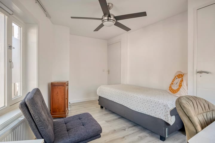 Photo 31 of Barkstraat 1