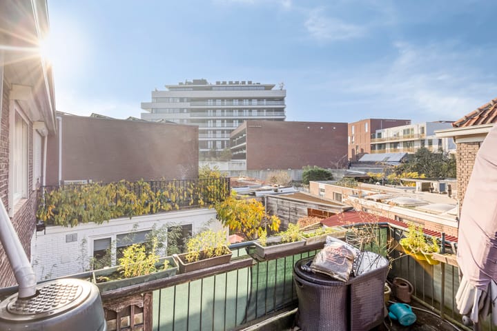 Photo 35 of Barkstraat 1