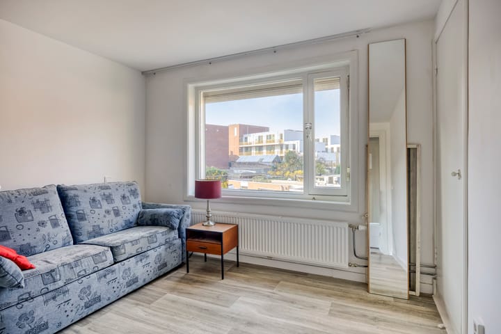 Photo 36 of Barkstraat 1