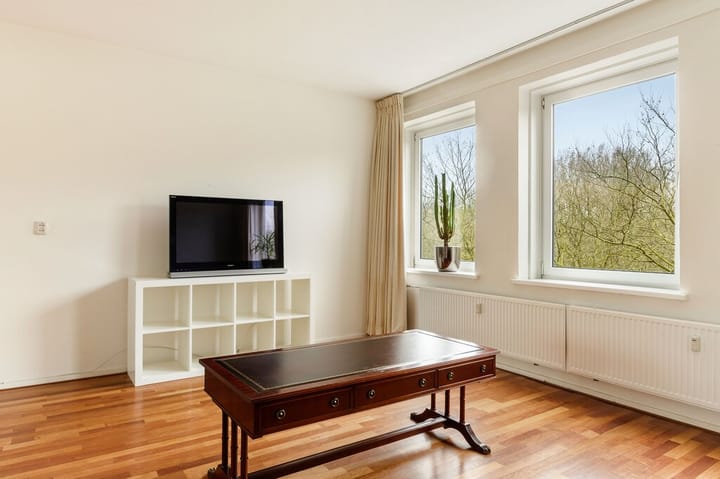 Foto 6 van Van Nijenrodeweg 666