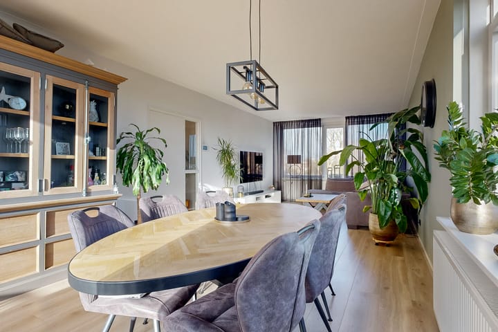 Foto 10 van Beneluxlaan 47