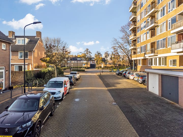 Foto 28 van Beneluxlaan 47