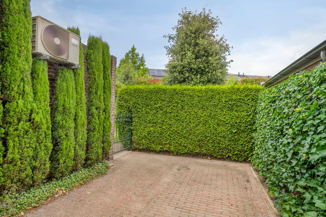 Foto 38 van Meterikseweg 34