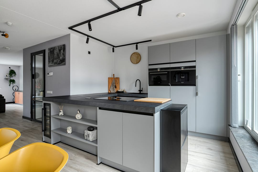 Foto 7 van Zilverschoon 18