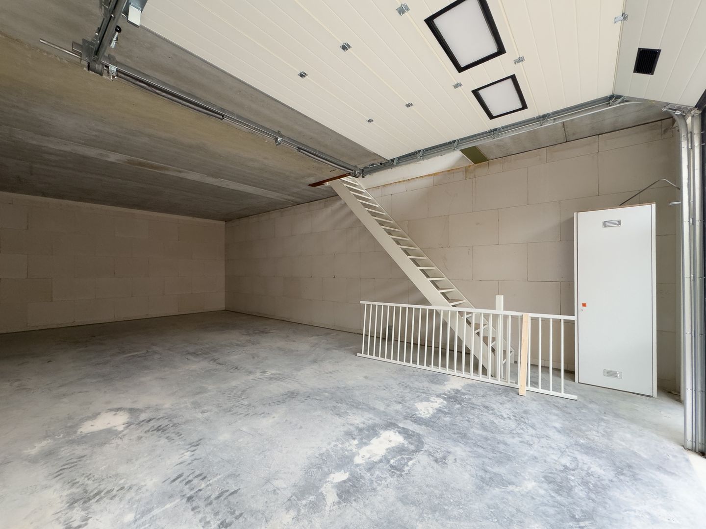 View photo 2 of Palmpolstraat 99-G26