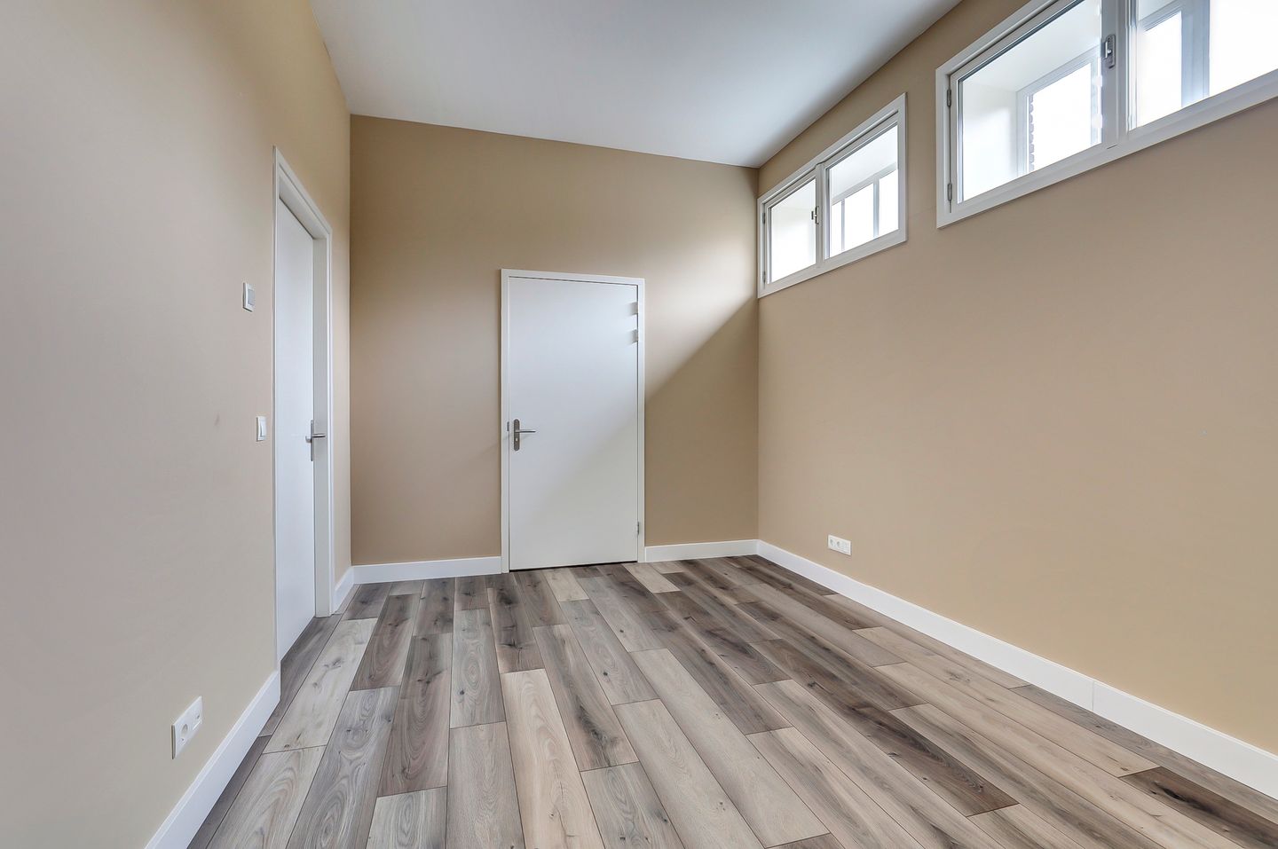 Foto 19 van Hooge Riet 44