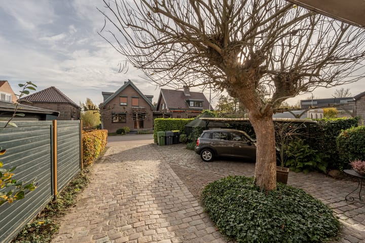 Photo 10 of Dorpsstraat 92