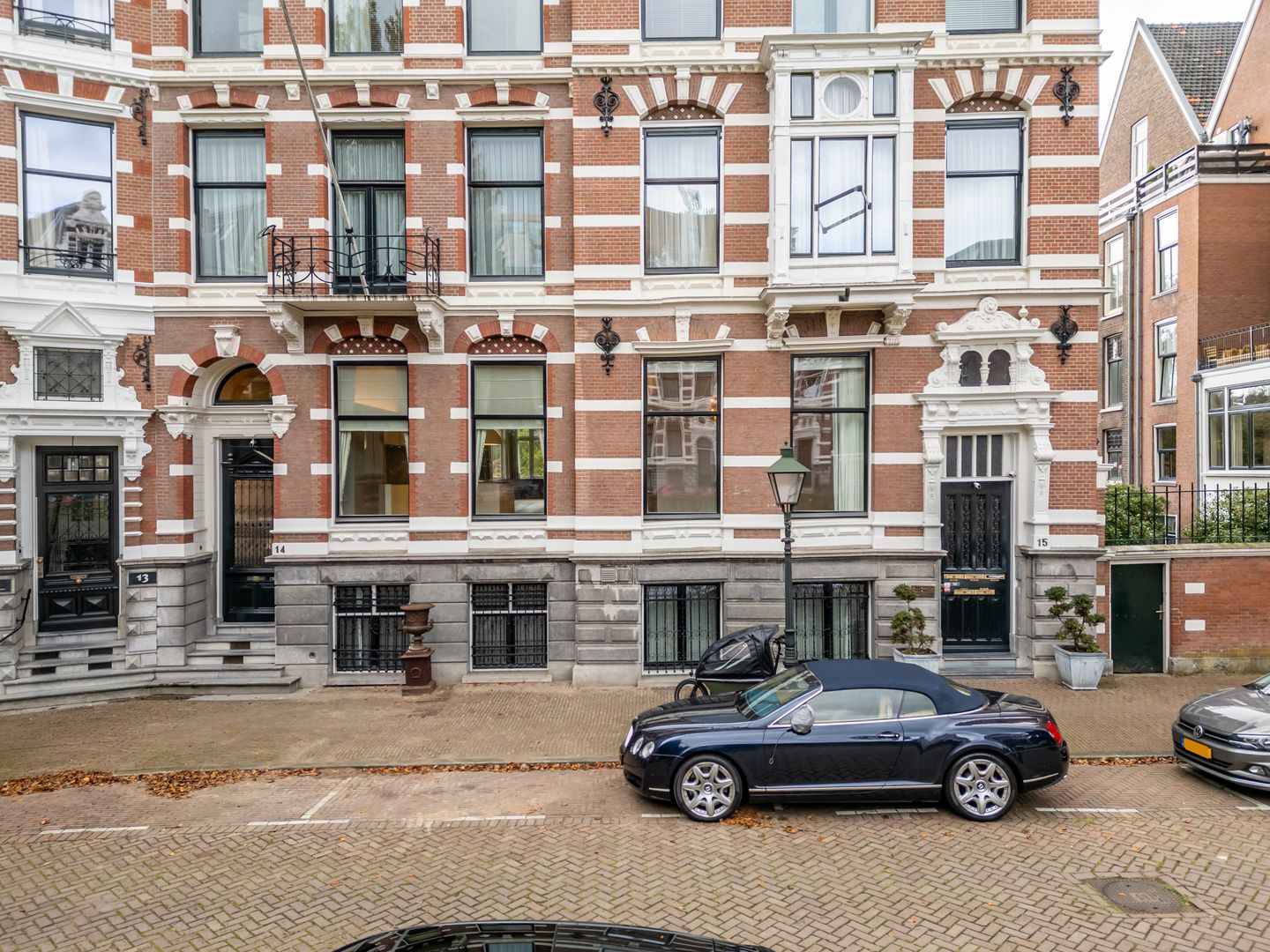 Foto 44 van Koningin Emmaplein 15-A