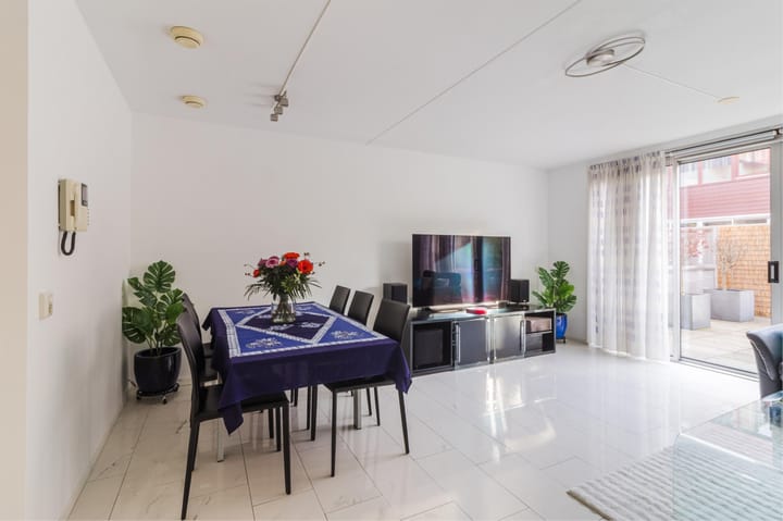 Photo 7 of Sint-Jobskade 818