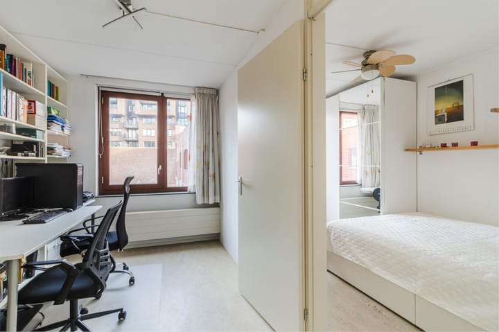 Photo 23 of Sint-Jobskade 818