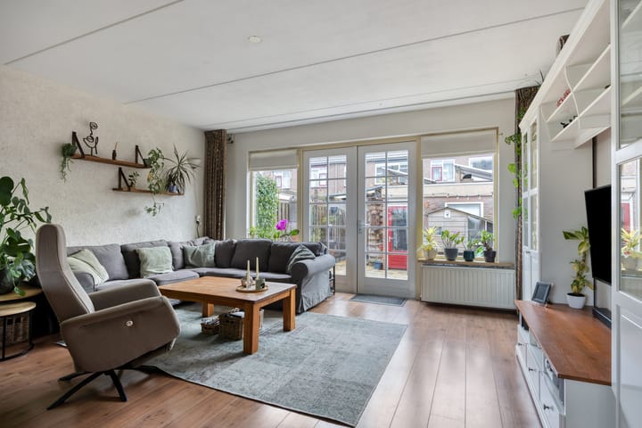 Foto 6 van Dirk Thomaszstraat 11