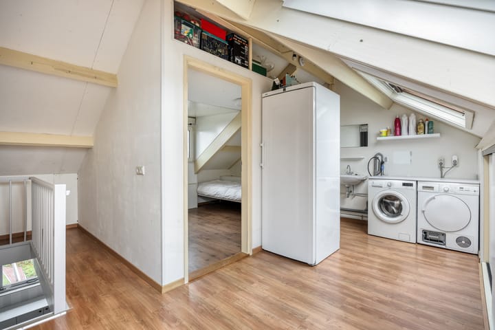 Foto 16 van Dirk Thomaszstraat 11