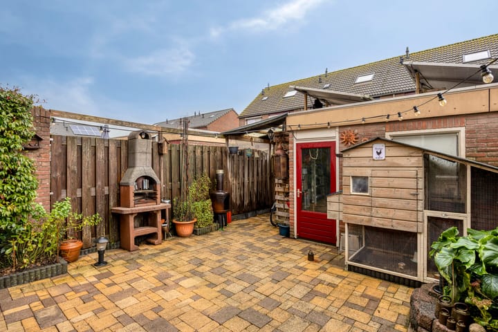 Foto 17 van Dirk Thomaszstraat 11