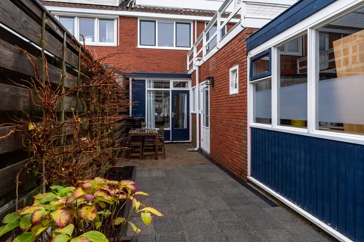 Photo 6 of Leeuwerikstraat 86