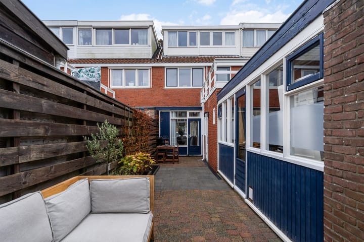 Photo 32 of Leeuwerikstraat 86