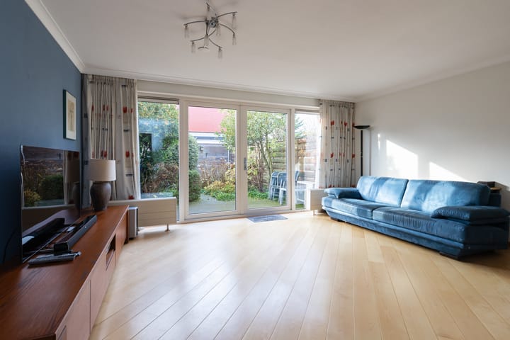 Foto 9 van Simon van Collemstraat 160