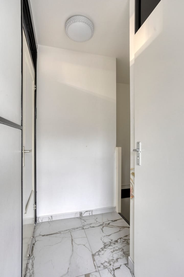 Photo 12 of Vrijburg 13