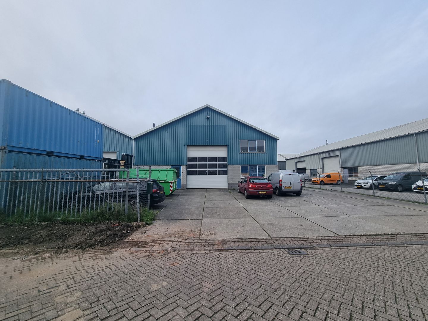 Bekijk foto 2 van Industrieweg 21-a