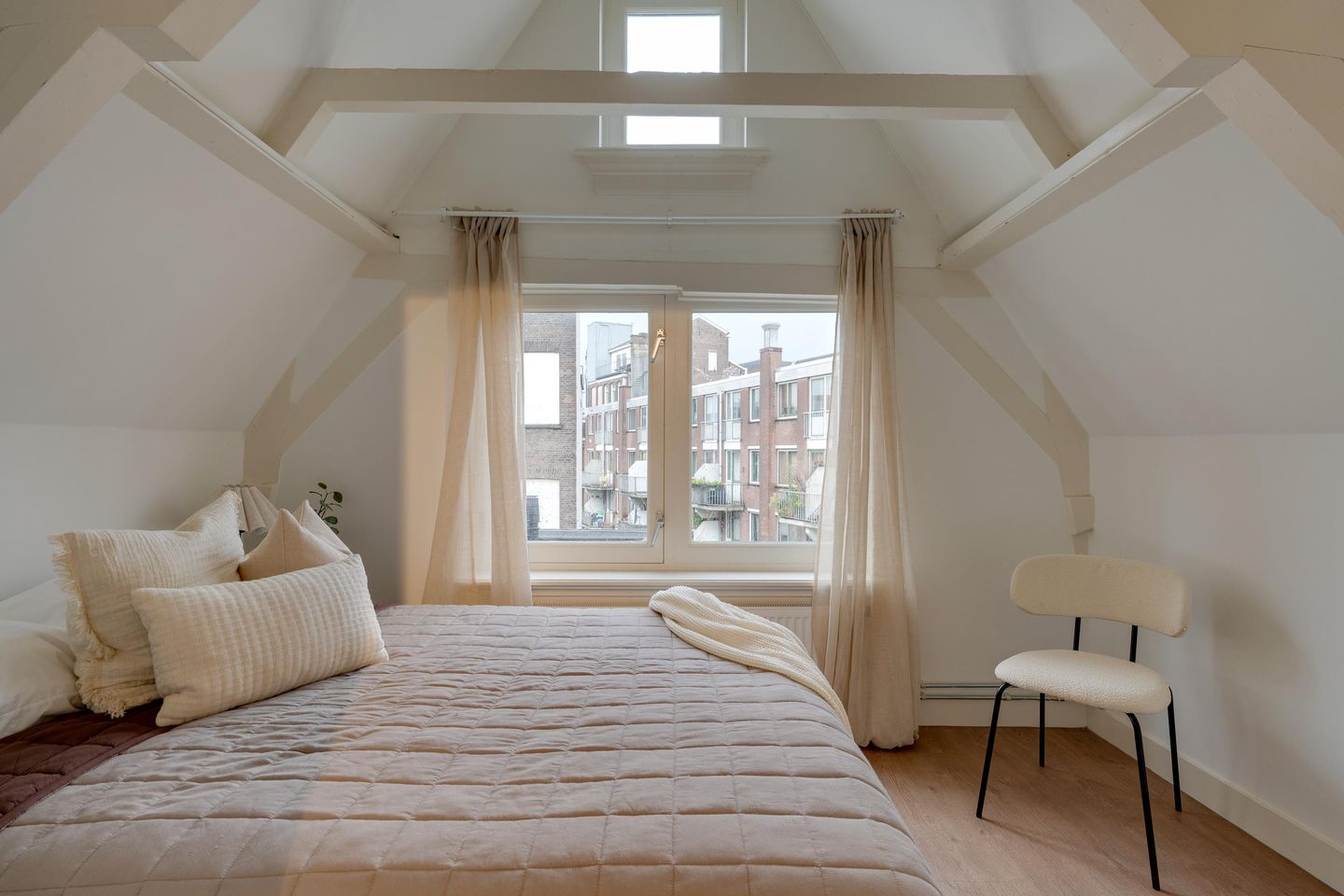 Foto 4 van Nieuwendijk 96-D