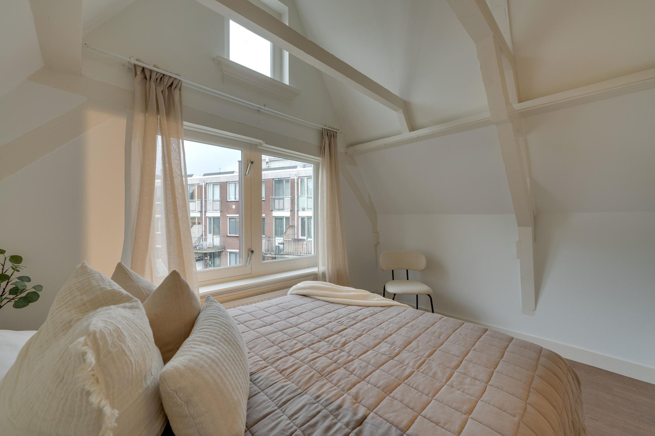 Foto 21 van Nieuwendijk 96-D