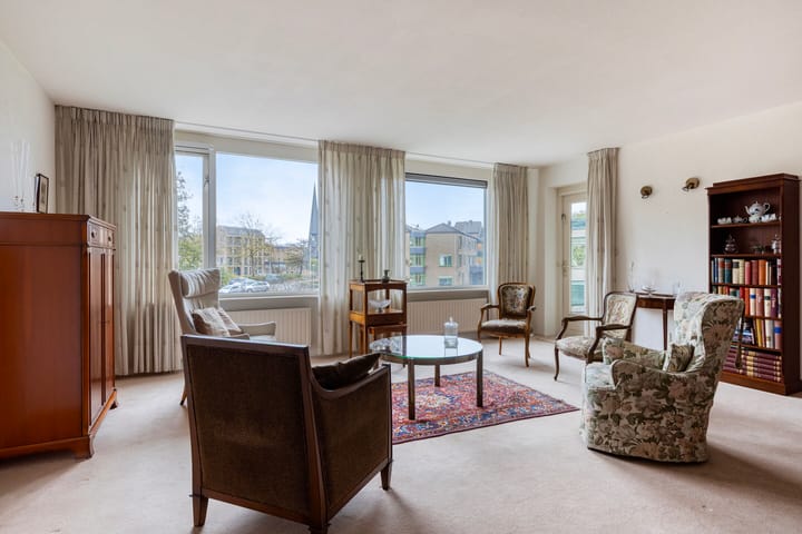 Photo 11 of Anna Paulownaplein 15