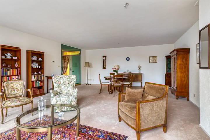 Photo 14 of Anna Paulownaplein 15