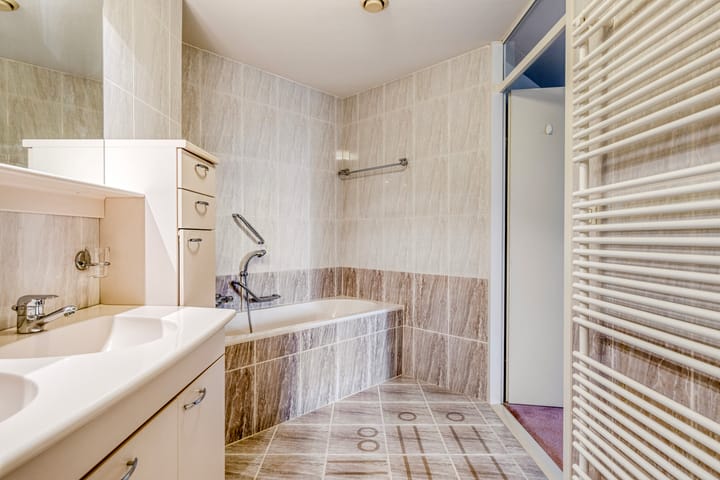 Photo 24 of Anna Paulownaplein 15