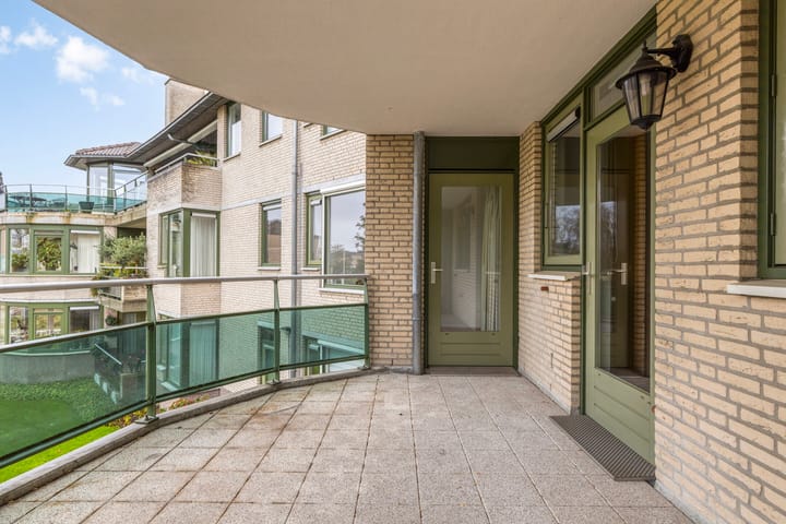 Photo 32 of Anna Paulownaplein 15