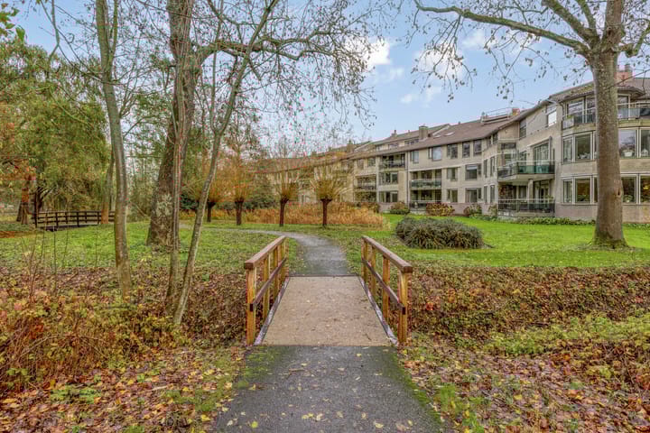 Photo 41 of Anna Paulownaplein 15