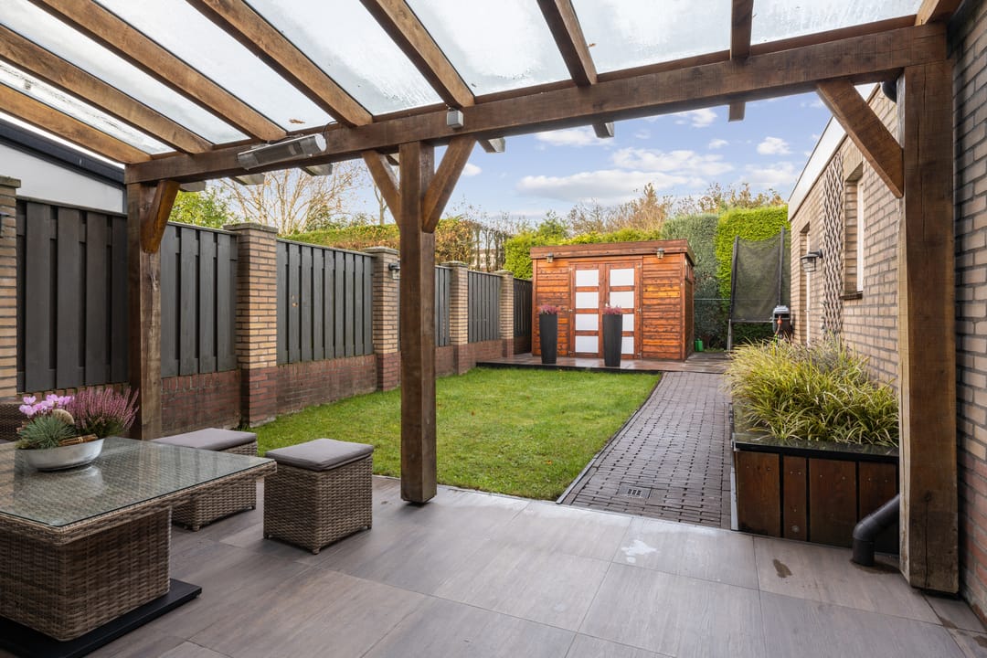 Photo 47 of Laurier 39