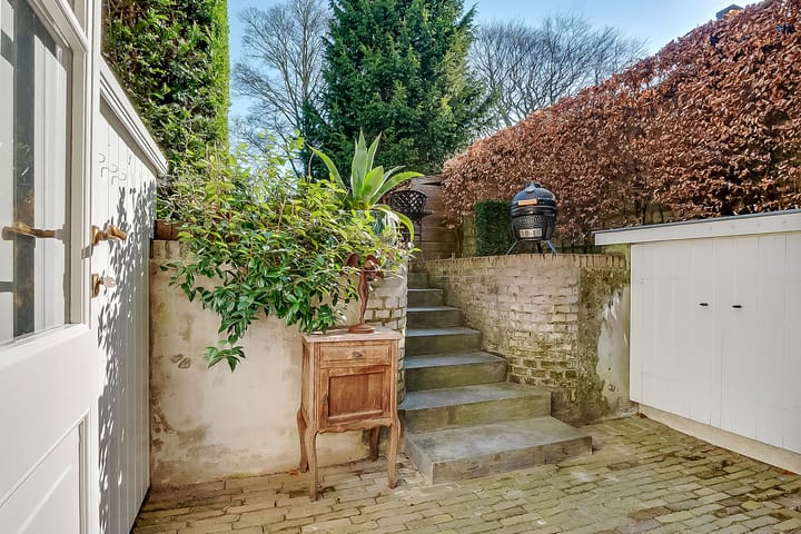 Photo 33 of Nieuwegracht 32-B