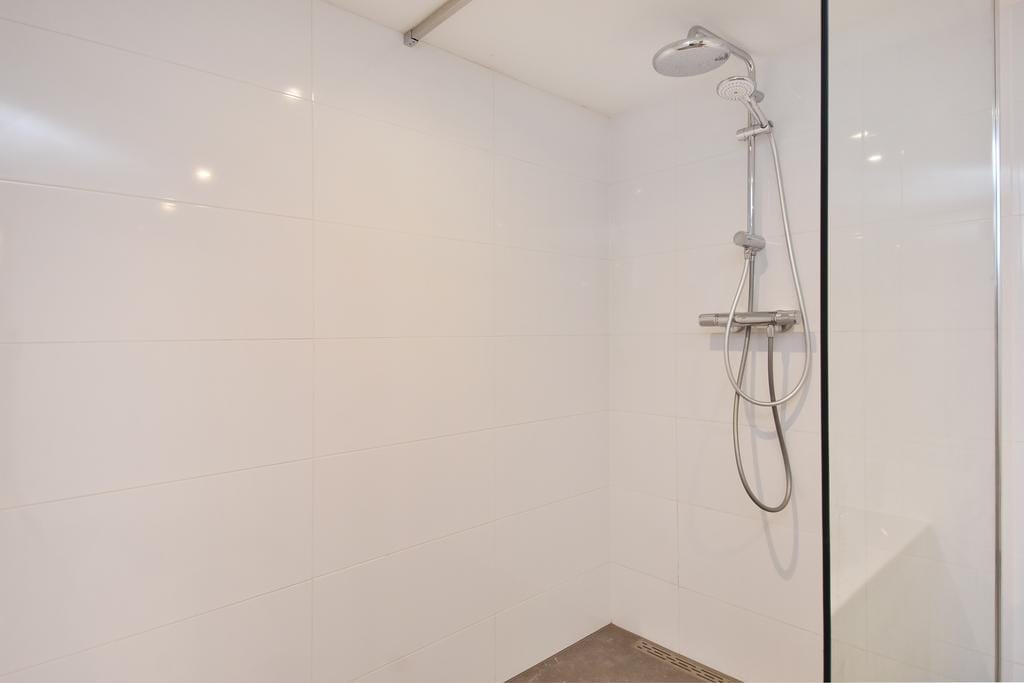 Foto 18 van Dirk Hoogenraadstraat 45