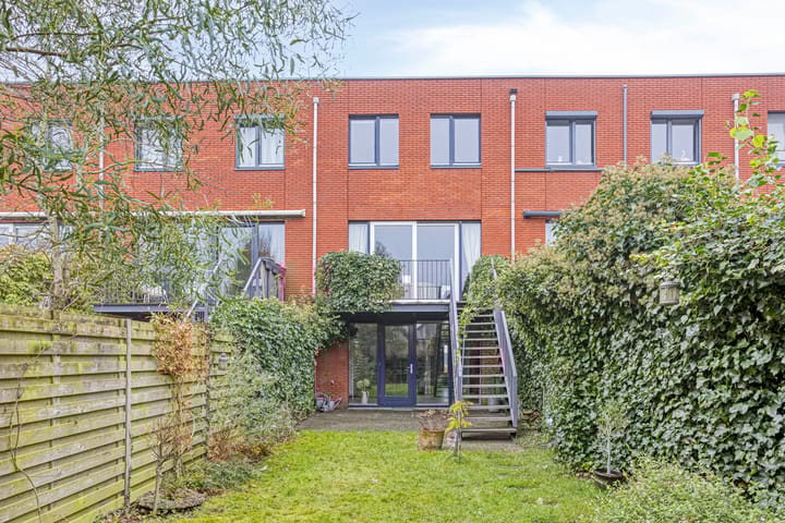 Photo 16 of Burgemeester Jhr. Quarles van Uffordlaan 31