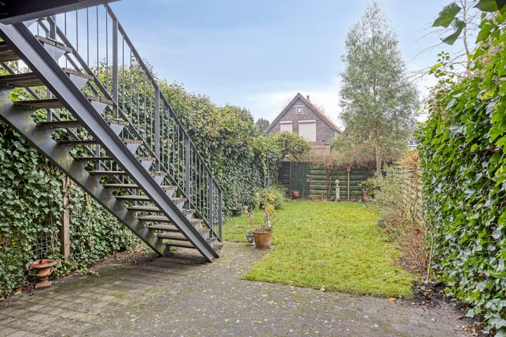 Photo 19 of Burgemeester Jhr. Quarles van Uffordlaan 31