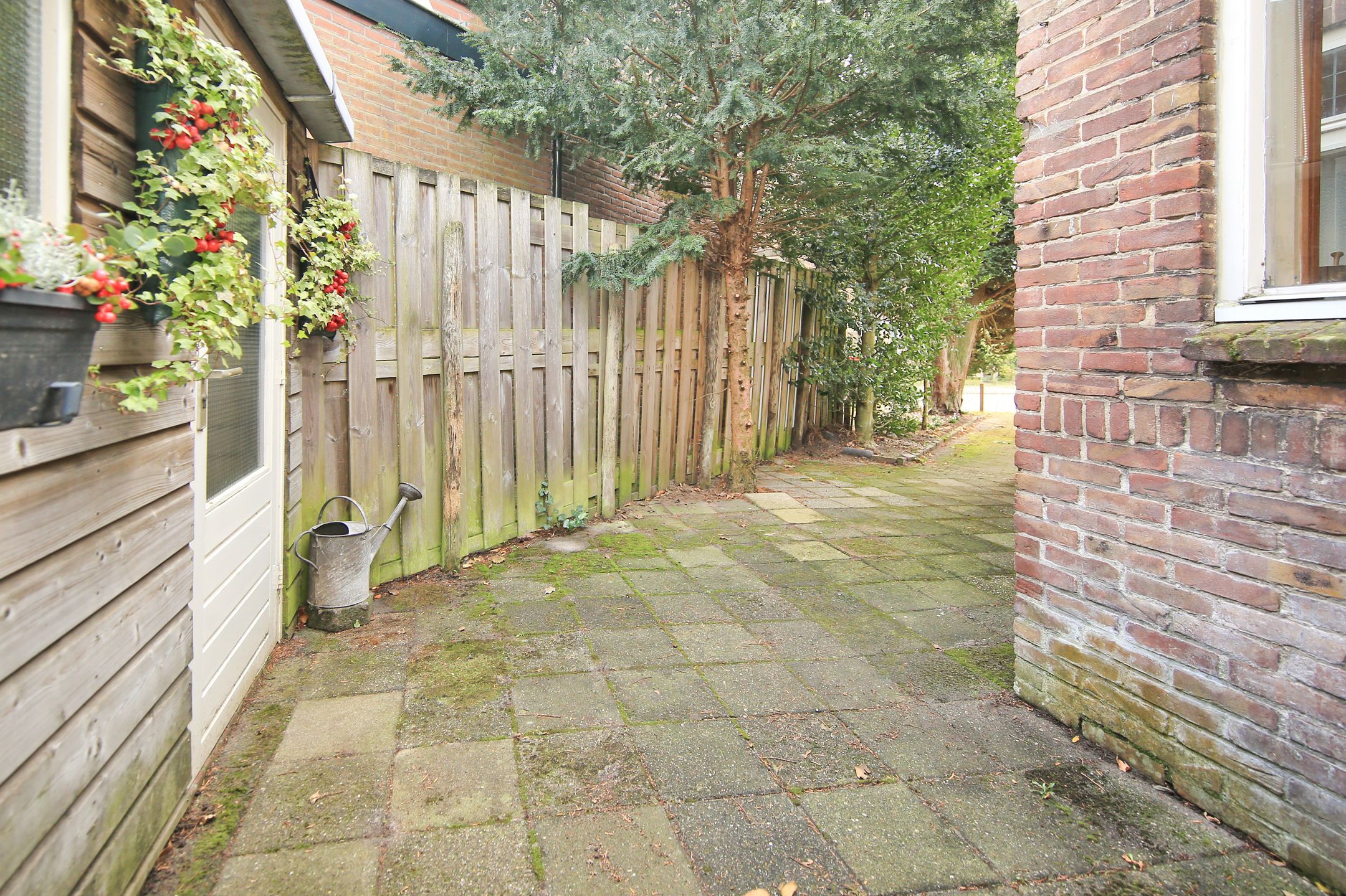 Photo 18 of Bloemveldlaan 2