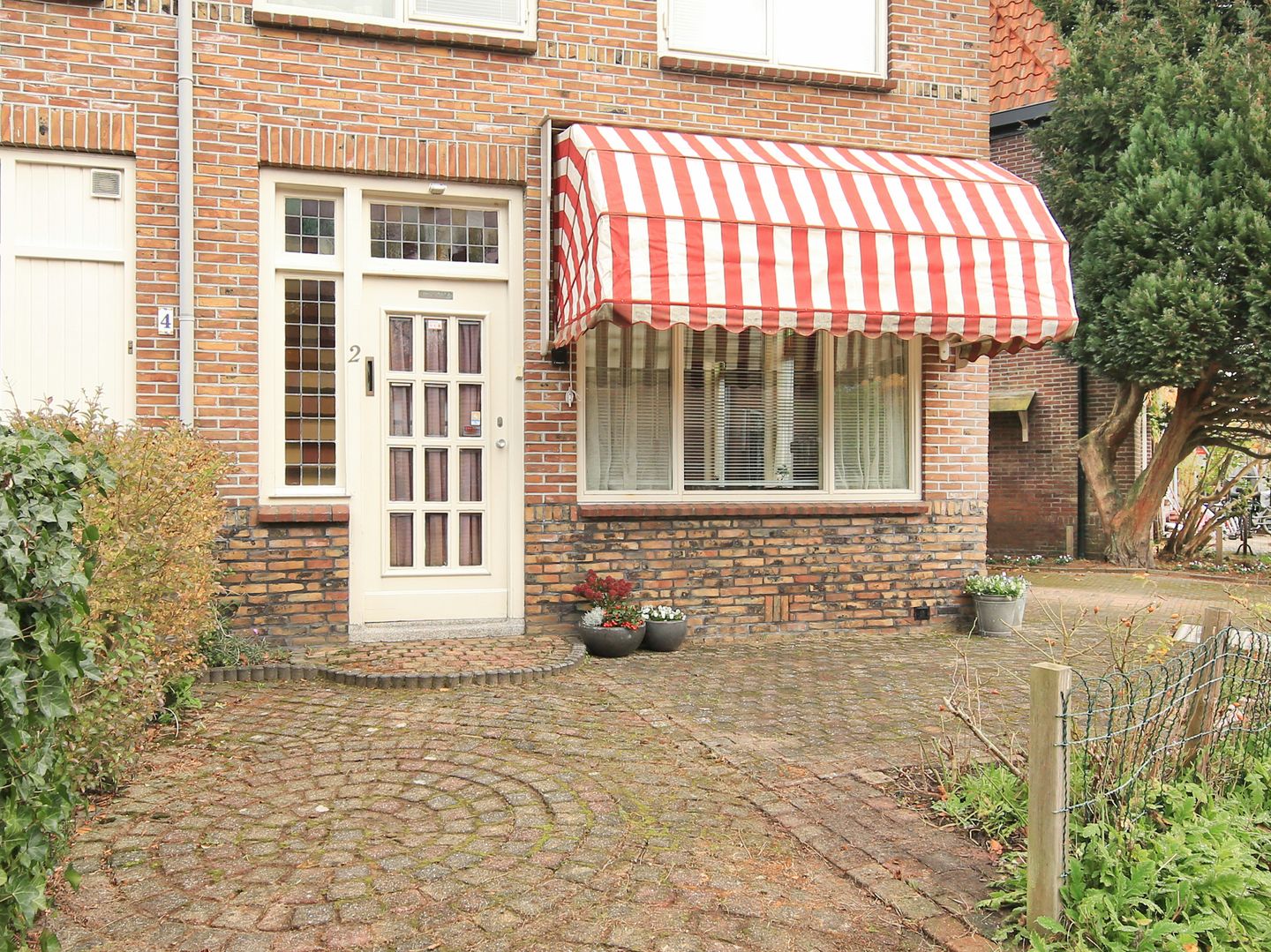 Photo 34 of Bloemveldlaan 2