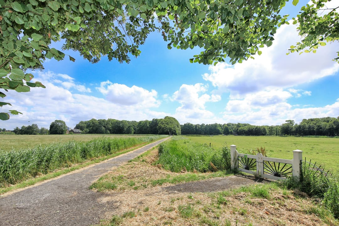 Photo 37 of Bloemveldlaan 2