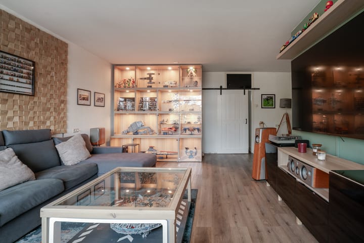 Photo 12 of Van Borselenstraat 214