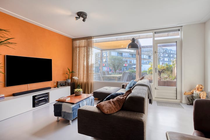 Photo 9 of Wethouder van Eschstraat 147