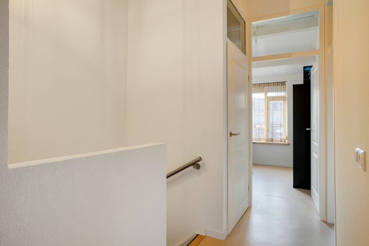 Photo 15 of Wethouder van Eschstraat 147