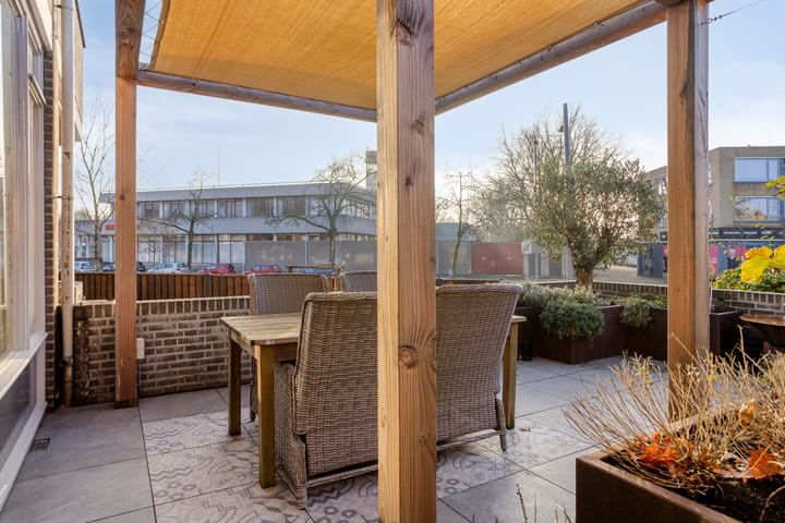 Photo 22 of Wethouder van Eschstraat 147