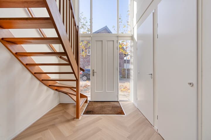 Photo 9 of Ernest Shackletonstraat 14