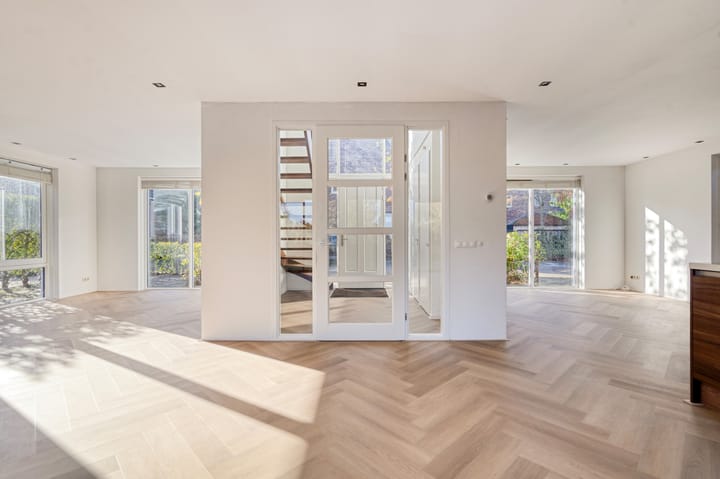 Photo 30 of Ernest Shackletonstraat 14