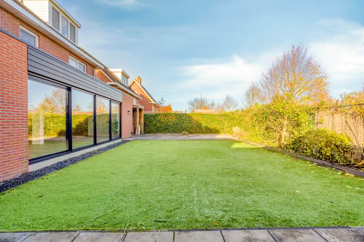 Photo 51 of Ernest Shackletonstraat 14