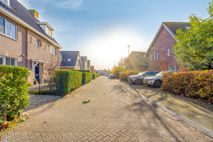 Photo 56 of Ernest Shackletonstraat 14