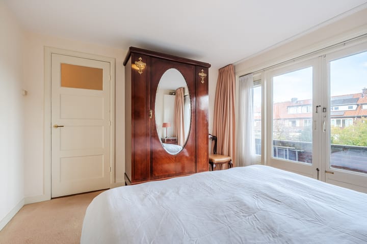 Photo 17 of Marnixstraat 11