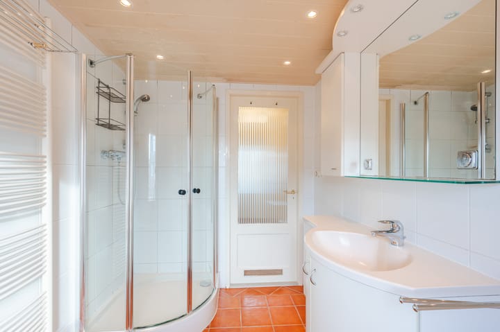 Photo 26 of Marnixstraat 11