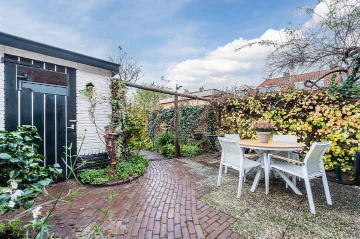 Photo 36 of Marnixstraat 11