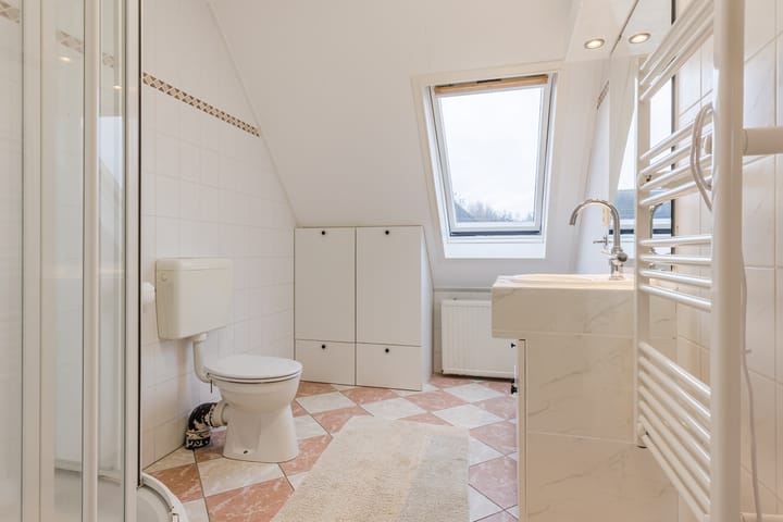 Foto 19 van Megenstraat 77