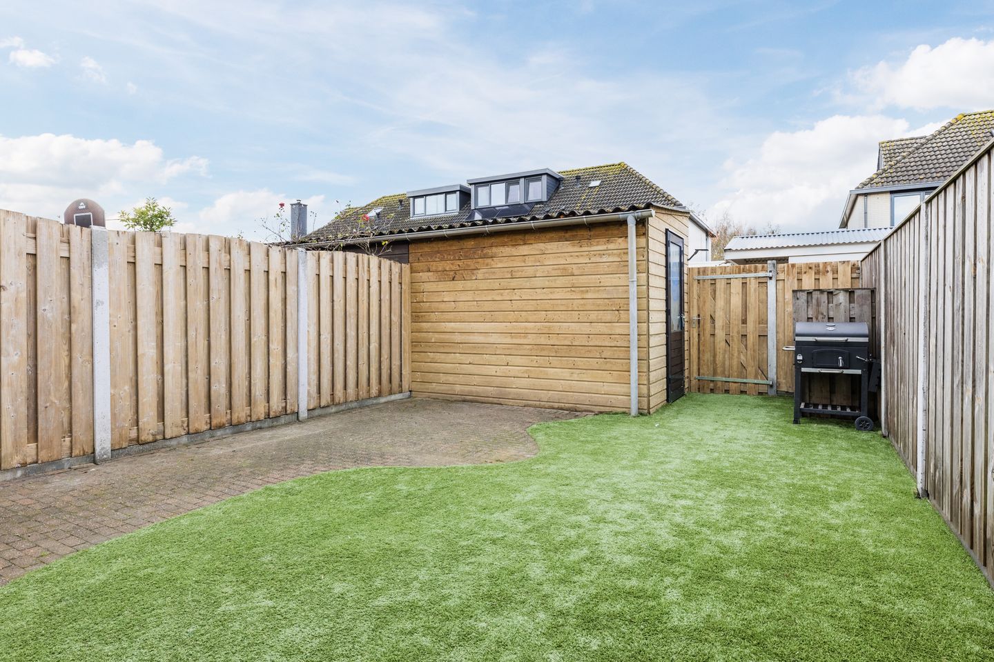 Foto 25 van Megenstraat 77